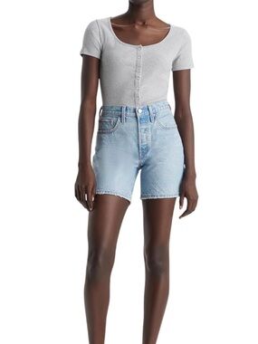 Levi's Women's 501 Mid Thigh Shorts in Tale Off